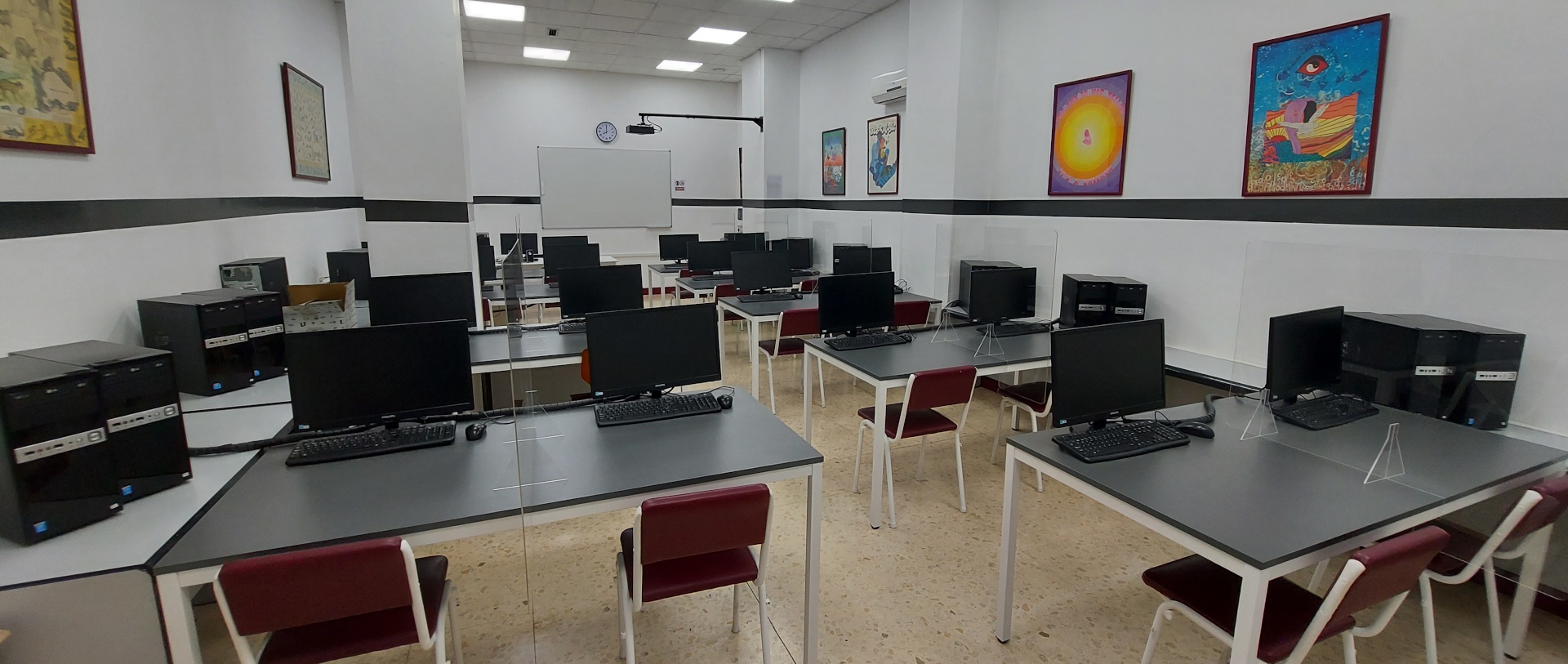 Aula desde atrás